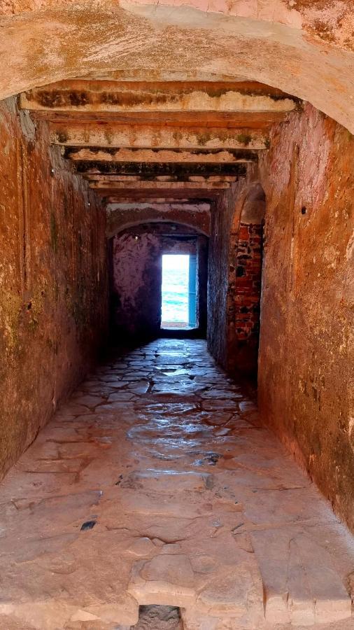 Chez Coumbis Bed and Breakfast Gorée Buitenkant foto